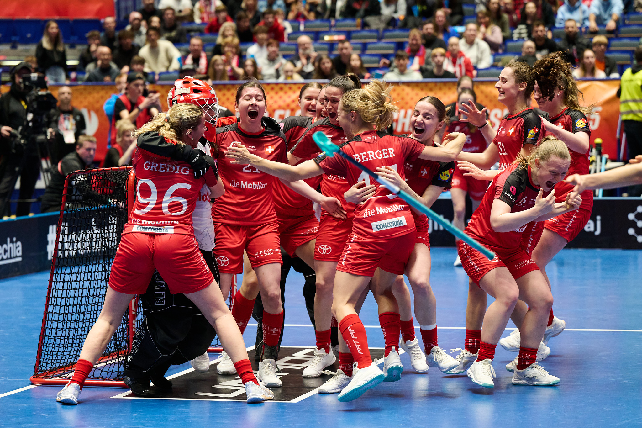 The current image has no alternative text. The file name is: wfc-2025-team-switzerland-photo-by-matyas-klapa